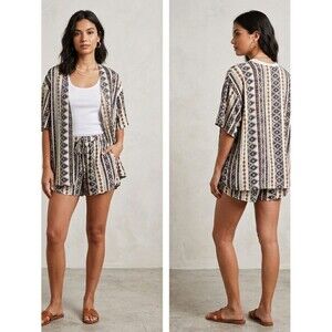 SHEIN Curve Geometric Tribal Print Top in Cream, Navy & Brown